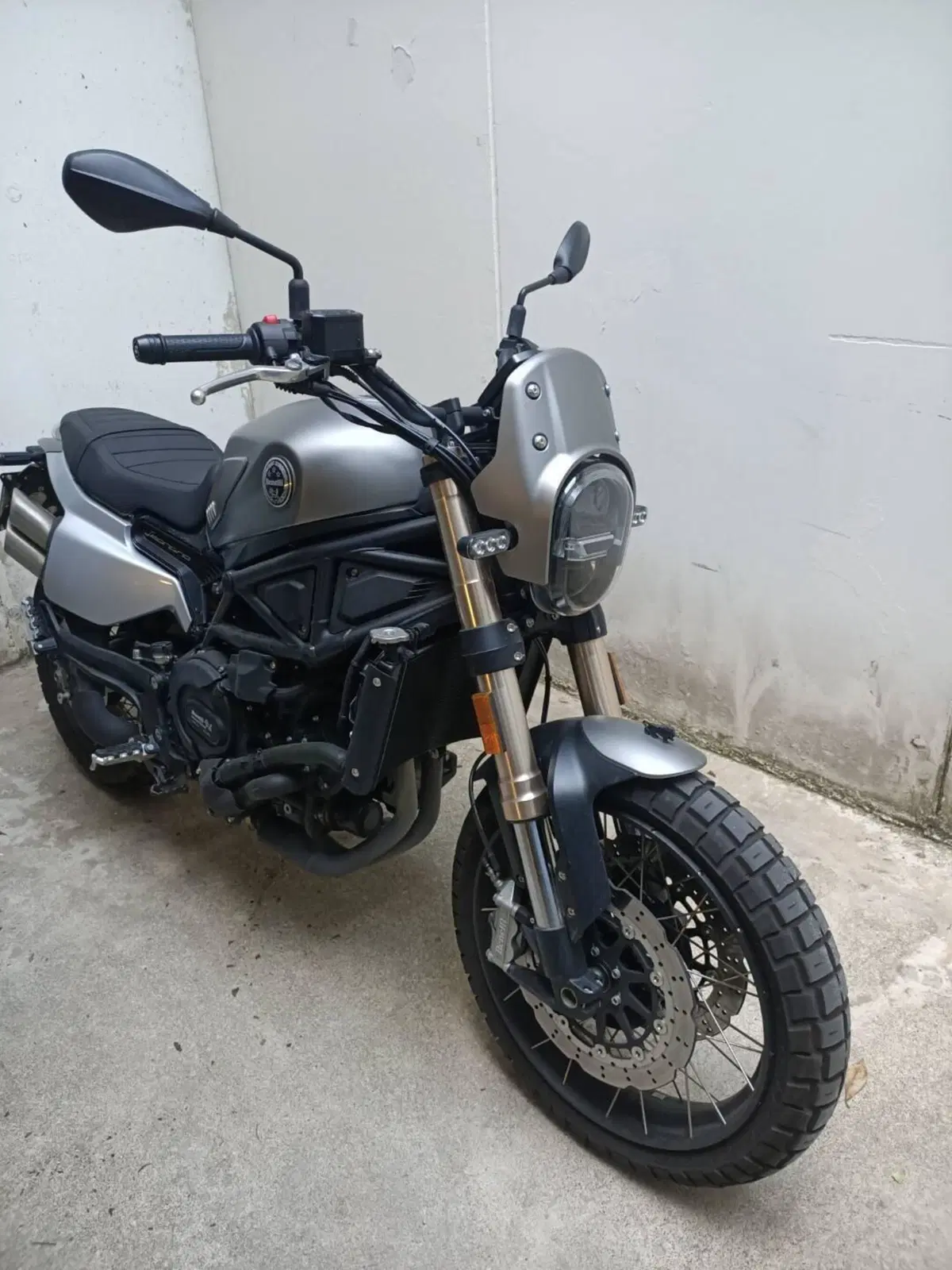 Benelli Leoncino 800 Trail (2022 - 26) (2)