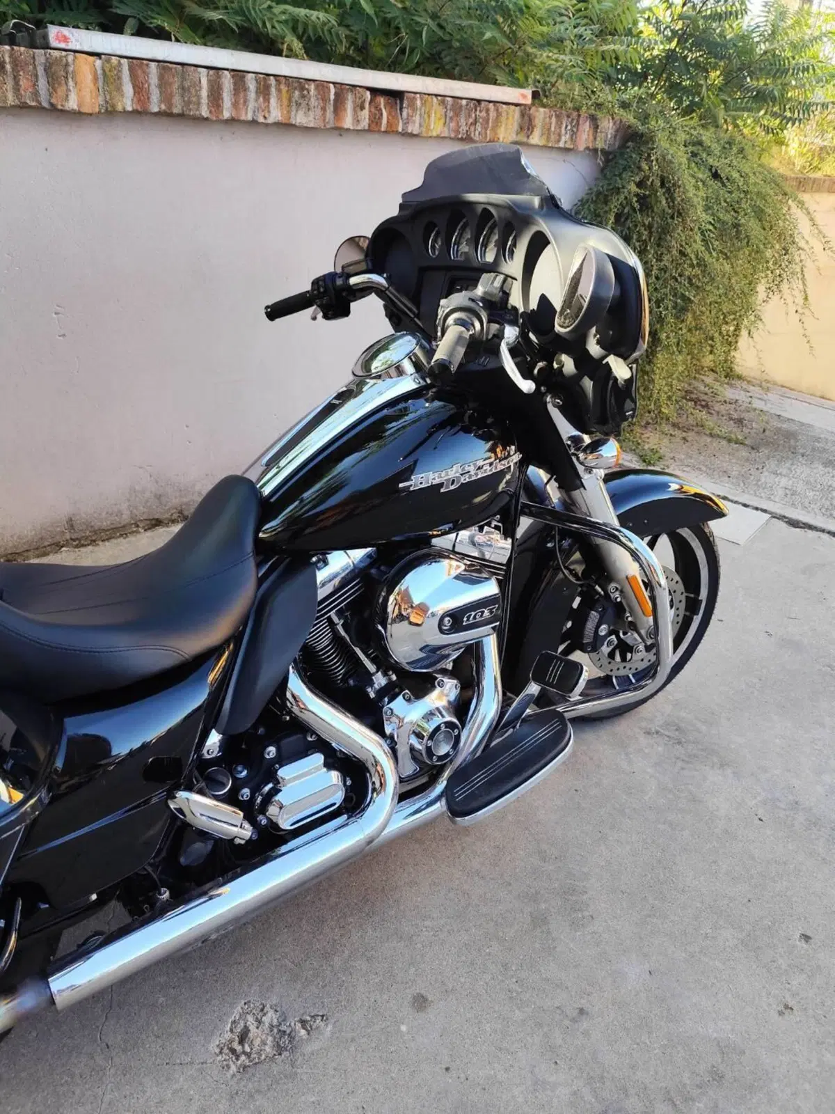 Harley-Davidson 1690 Street Glide Special (2014 - 16) - FLHX (4)