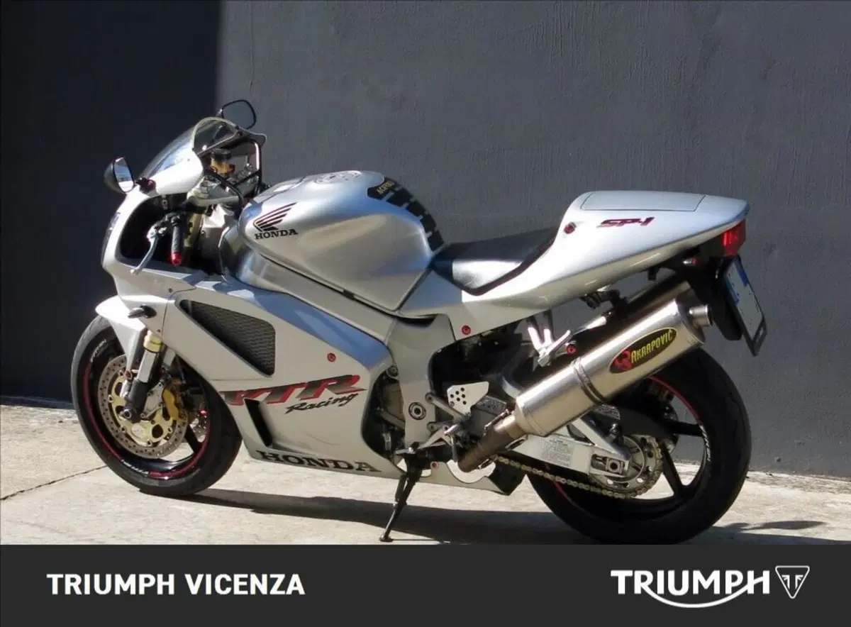 Honda VTR 1000 SP-1 (2000 - 01) (3)