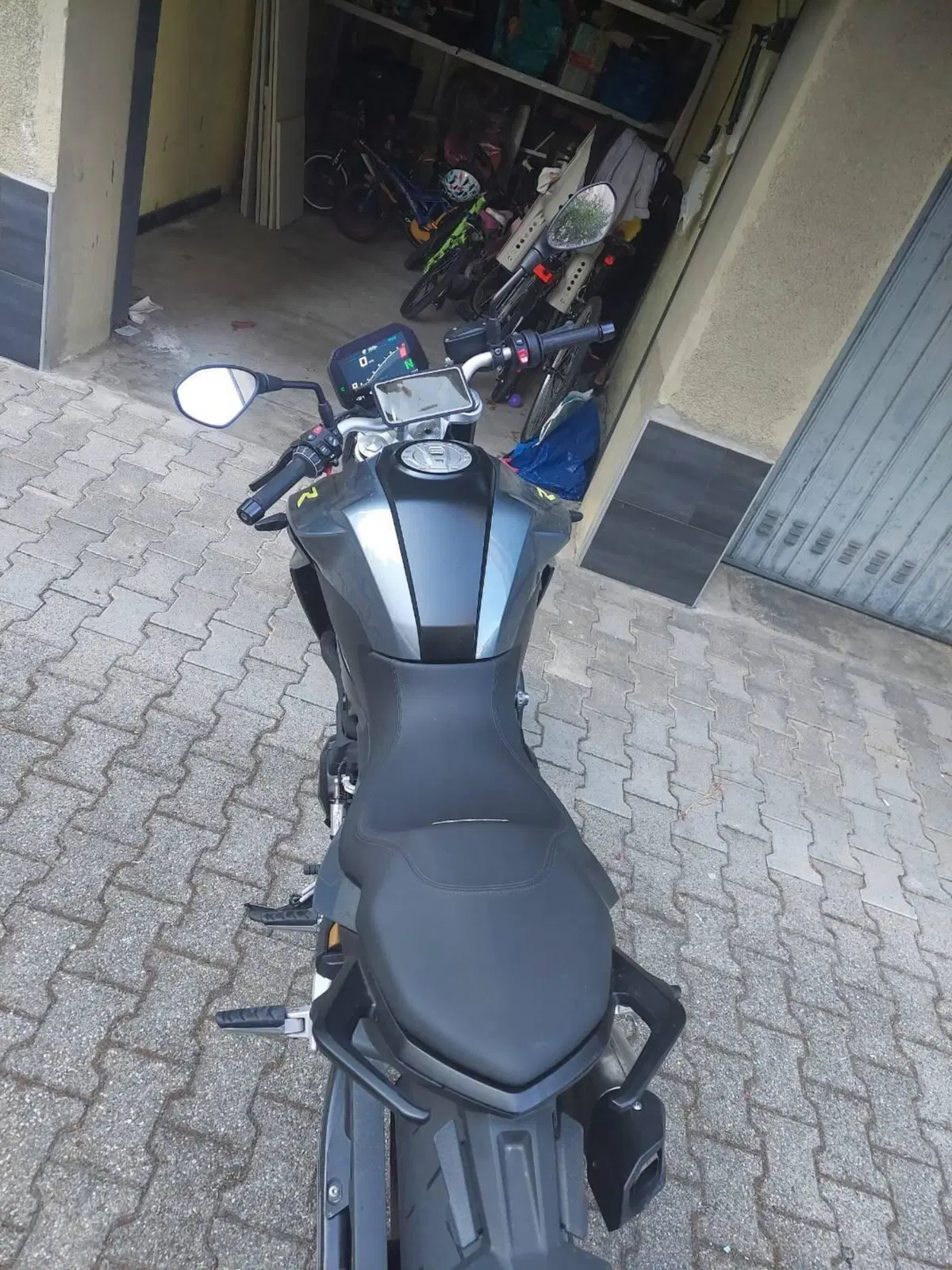 Bmw F 900 R (2021 - 24) (2)