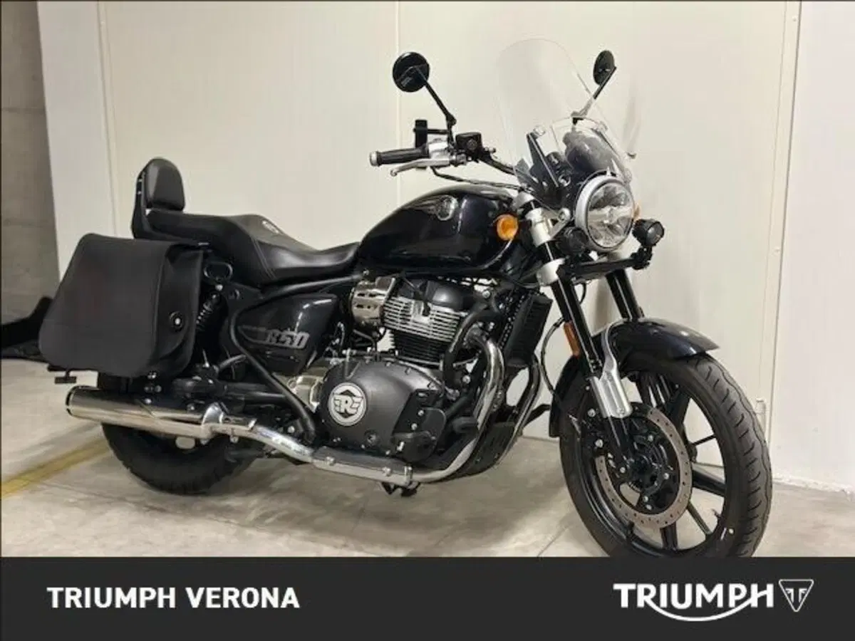 Royal Enfield Super Meteor 650 (2023 - 26) (2)
