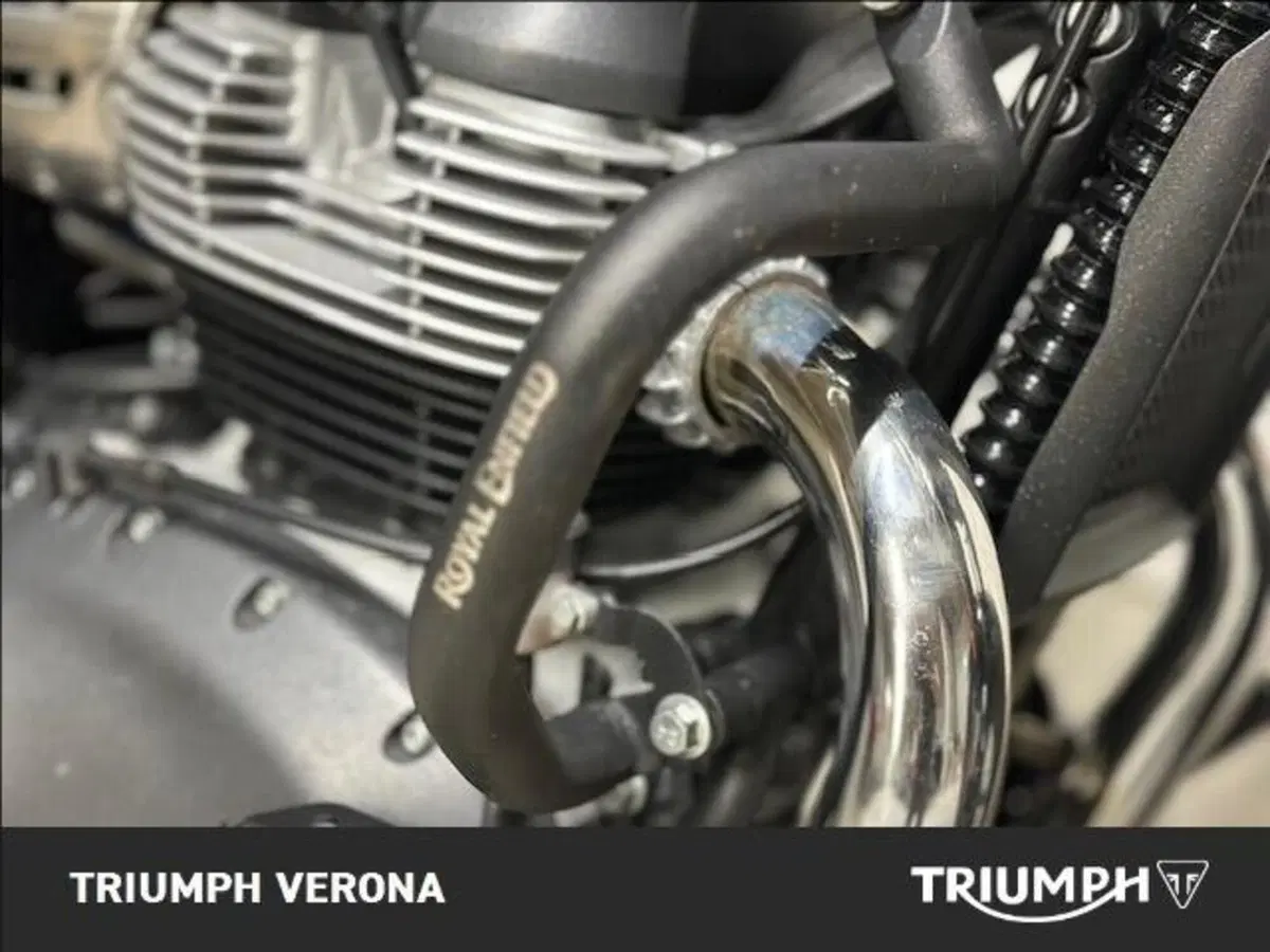 Royal Enfield Super Meteor 650 (2023 - 26) (6)