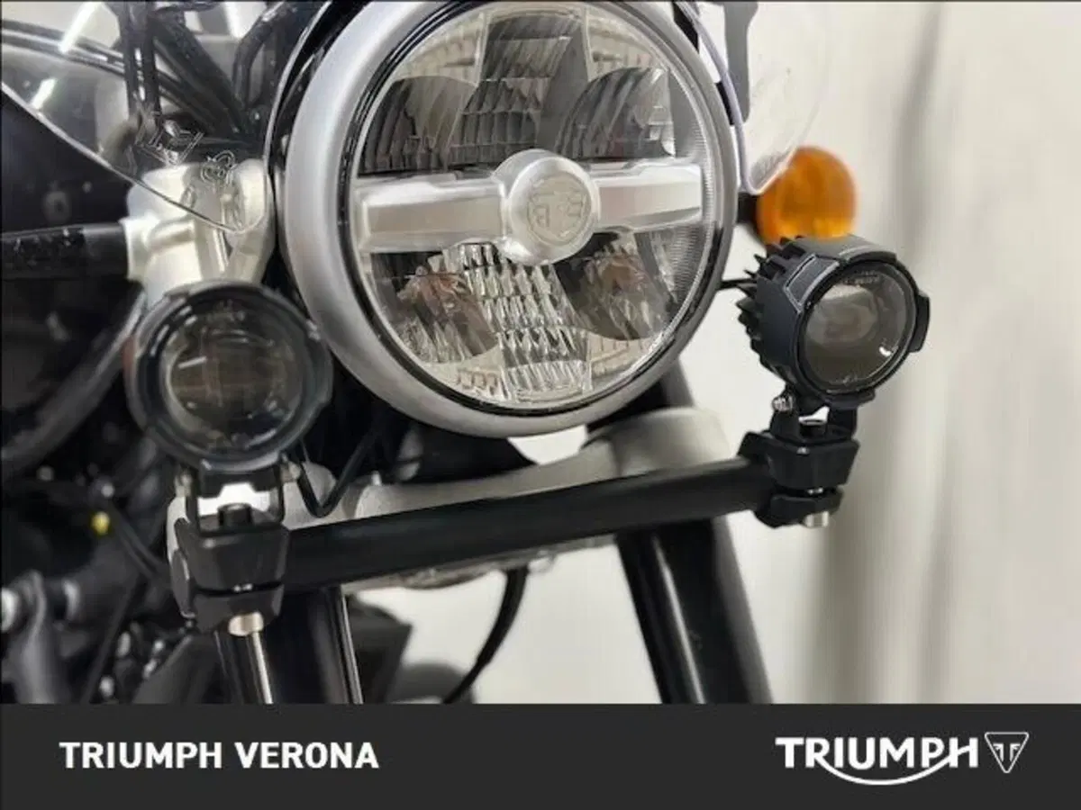 Royal Enfield Super Meteor 650 (2023 - 26) (8)