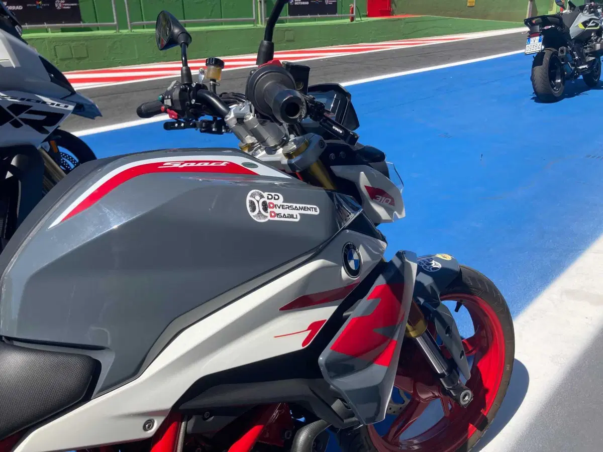 BMW Motorrad e Di.Di. insieme a Vallelunga (13)