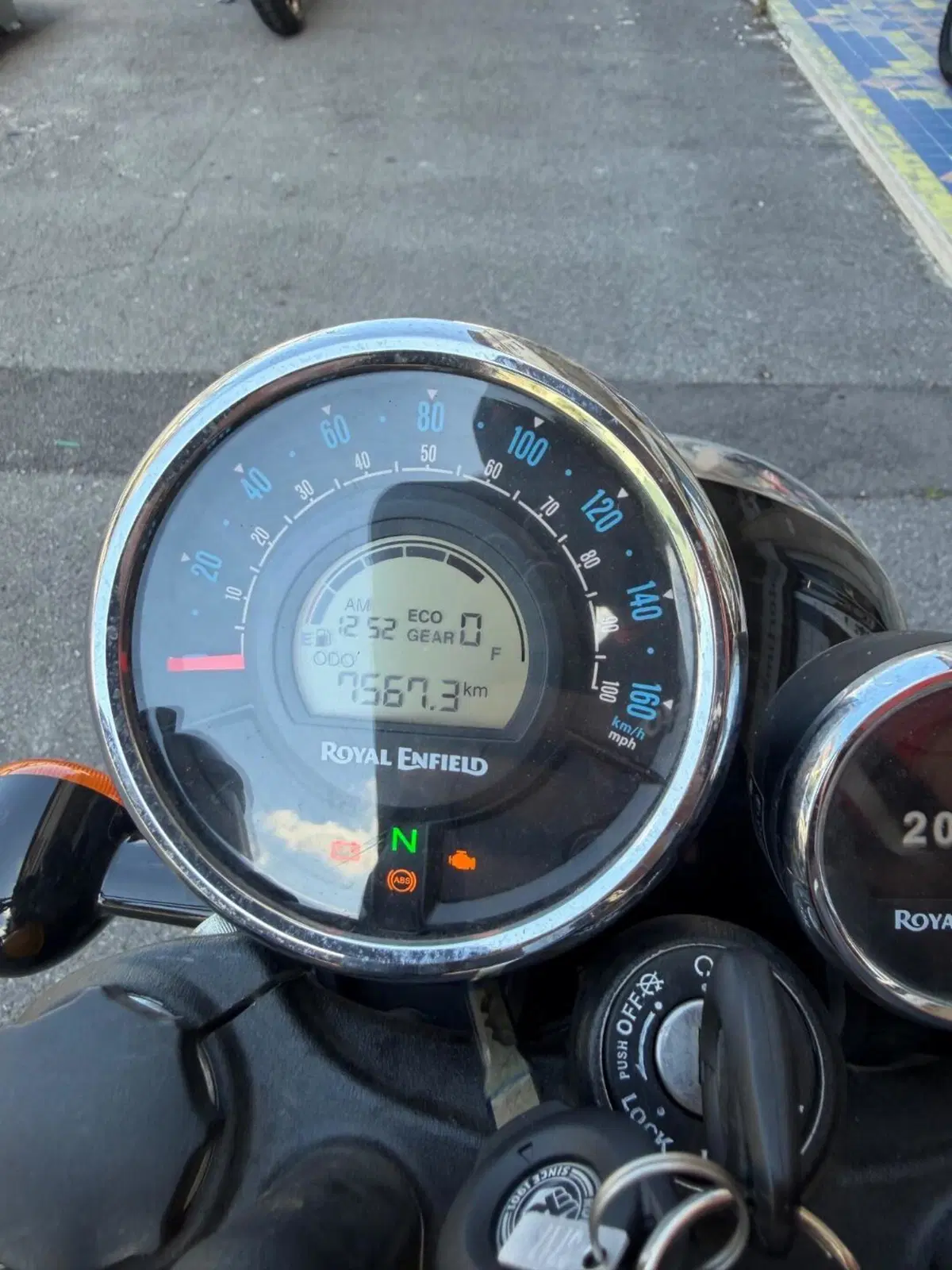 Royal Enfield Meteor 350 (2021 - 26) (5)