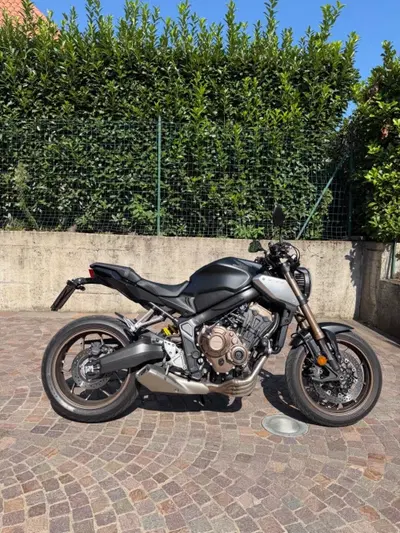 Honda CB 650 R (2021 - 23) usata