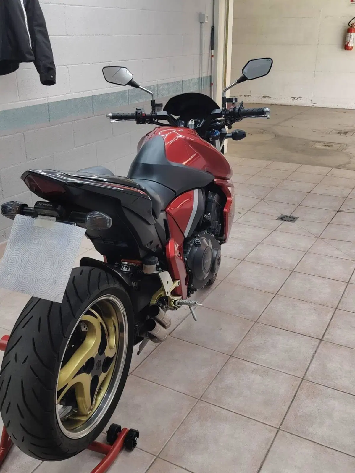 Honda CB 1000 R (2008 - 10) (7)