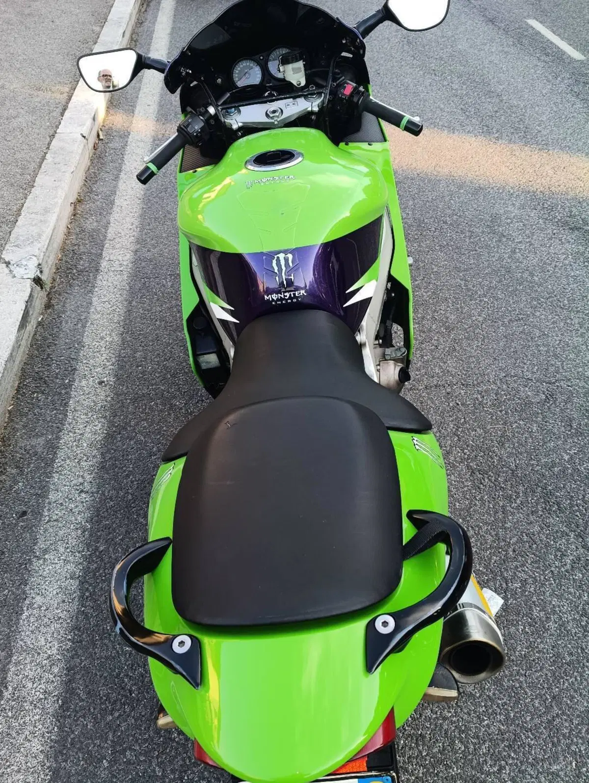Kawasaki Ninja 900 ZX-9R (1998 - 01) (3)