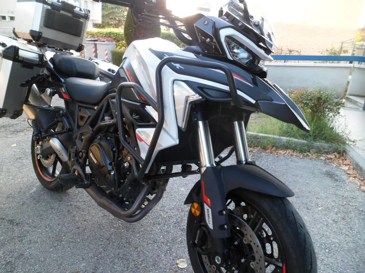 Benelli TRK 702 (2023 - 25) (2)