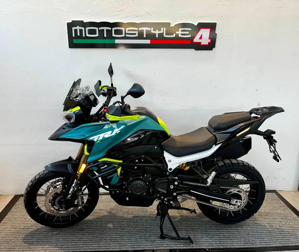 Benelli TRK 902 Xplorer (2026) (4)