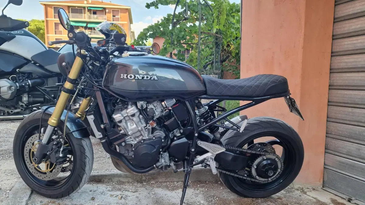 Honda Hornet 600 (1998 - 00) (2)