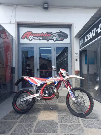  Altre moto o tipologie Special usata