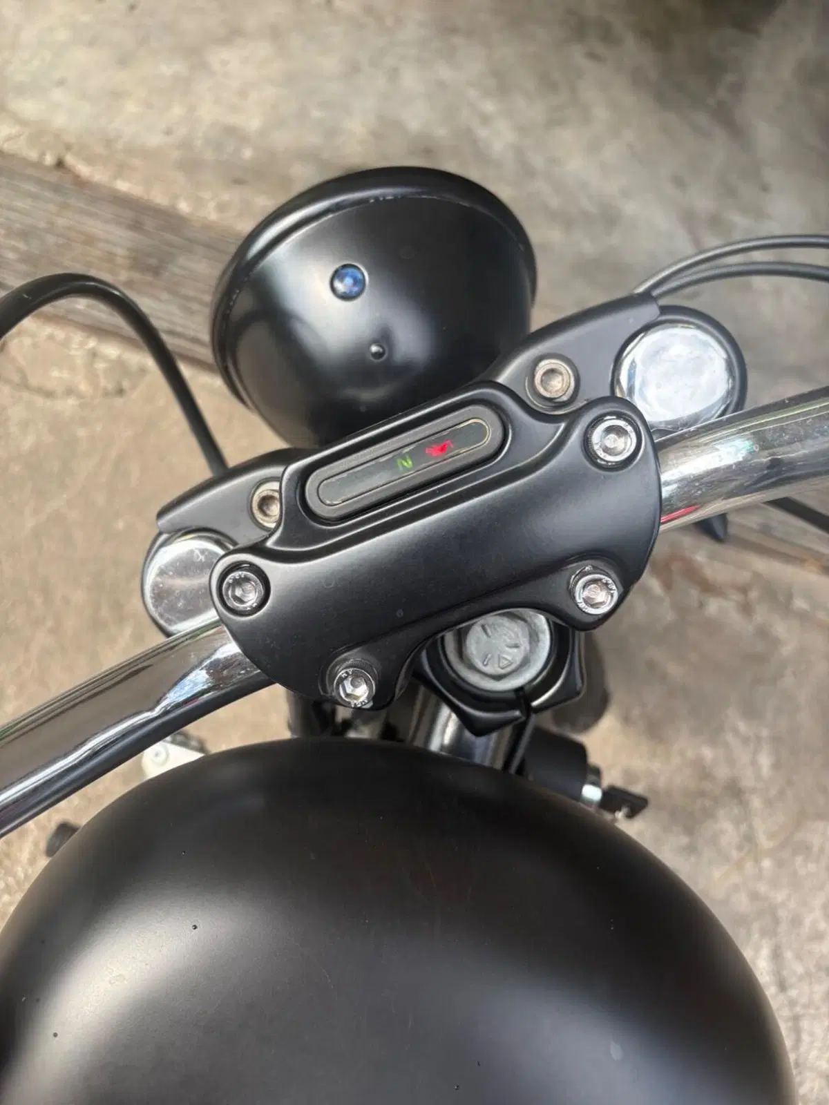 Harley-Davidson 1200 Custom (1995 - 00) - XL 1200C (6)