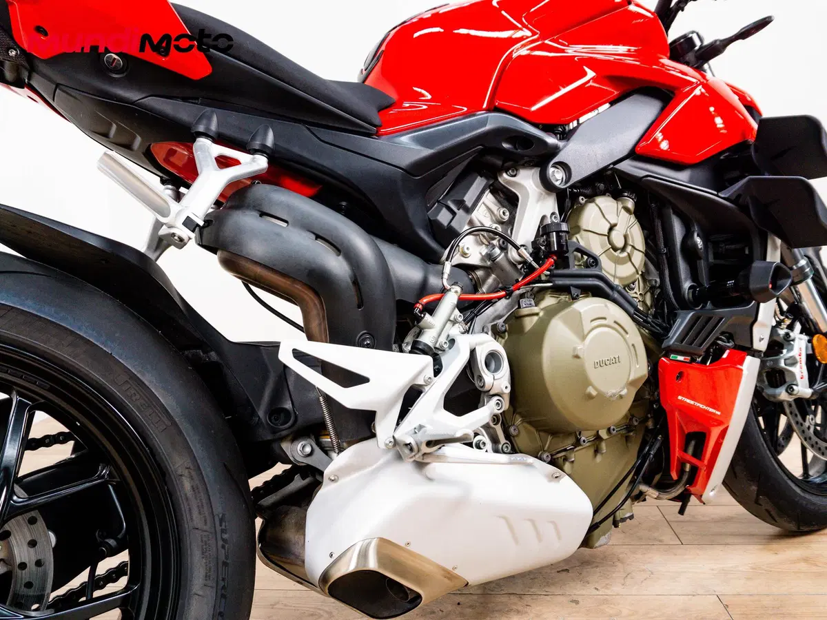 Ducati Streetfighter V4 1100 (2020) (4)