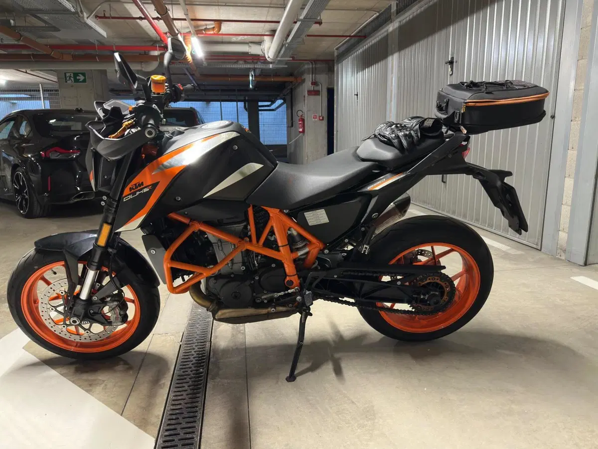KTM 690 Duke R (2016 - 17) (4)