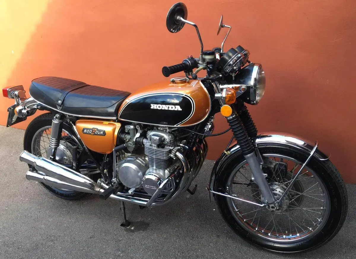 Honda CB 500 FOUR (2)