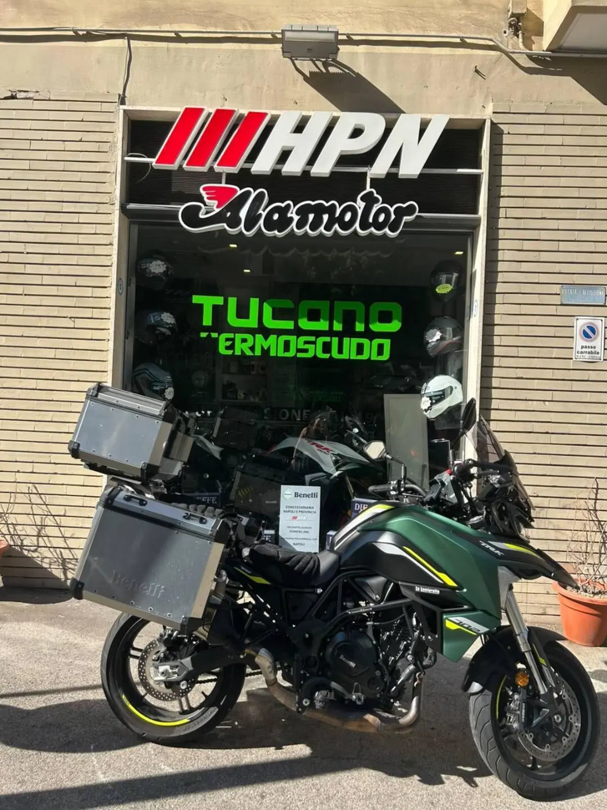 Benelli TRK 702 (2023 - 25) (2)