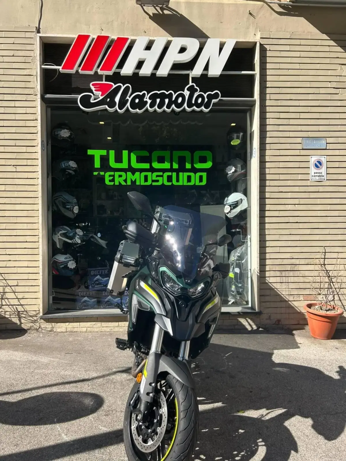 Benelli TRK 702 (2023 - 25)