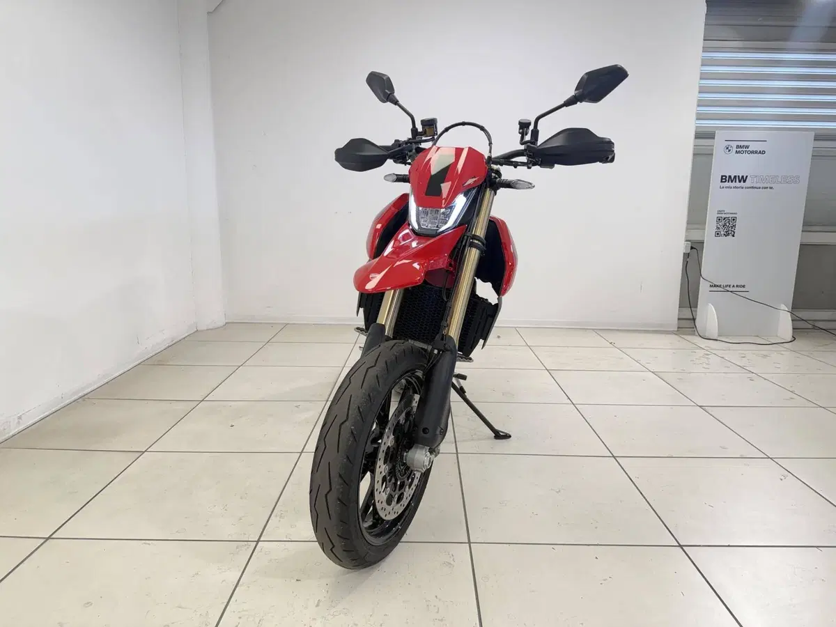 Ducati Hypermotard 698 Mono (2024 - 26) (3)