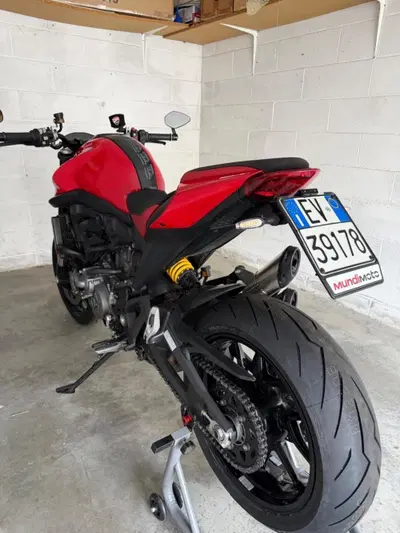 Ducati Monster 937 (2021 - 25) usata