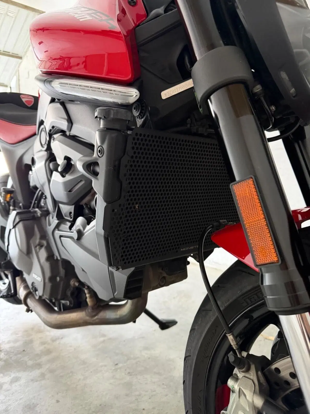 Ducati Monster 937 (2021 - 25) (5)