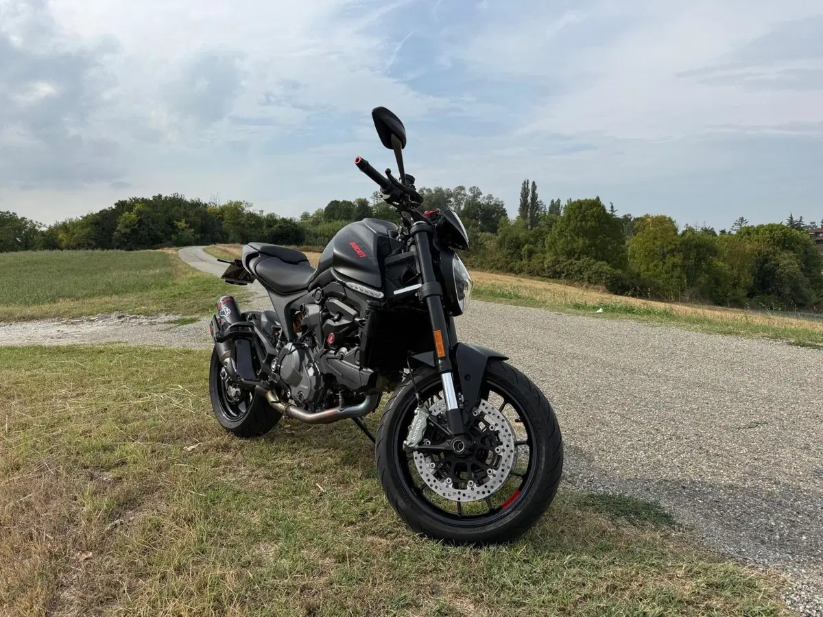 Ducati Monster 937 (2021 - 25) (3)