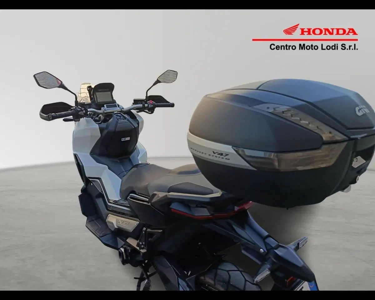 Honda X-ADV 750 DCT Adventure (2021 - 24) (6)