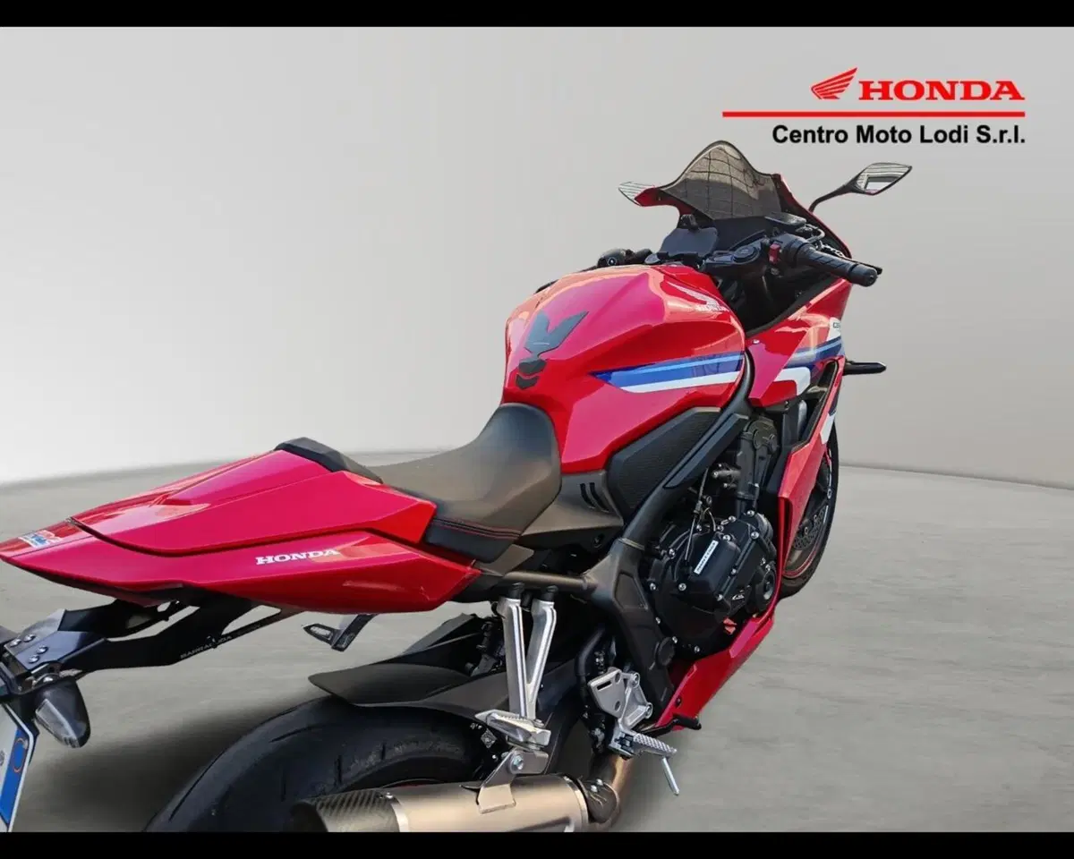 Honda CBR 650 R E-Clutch (2024 - 26) (7)