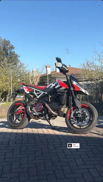 Ducati Hypermotard 950 RVE (2022 - 25) usata
