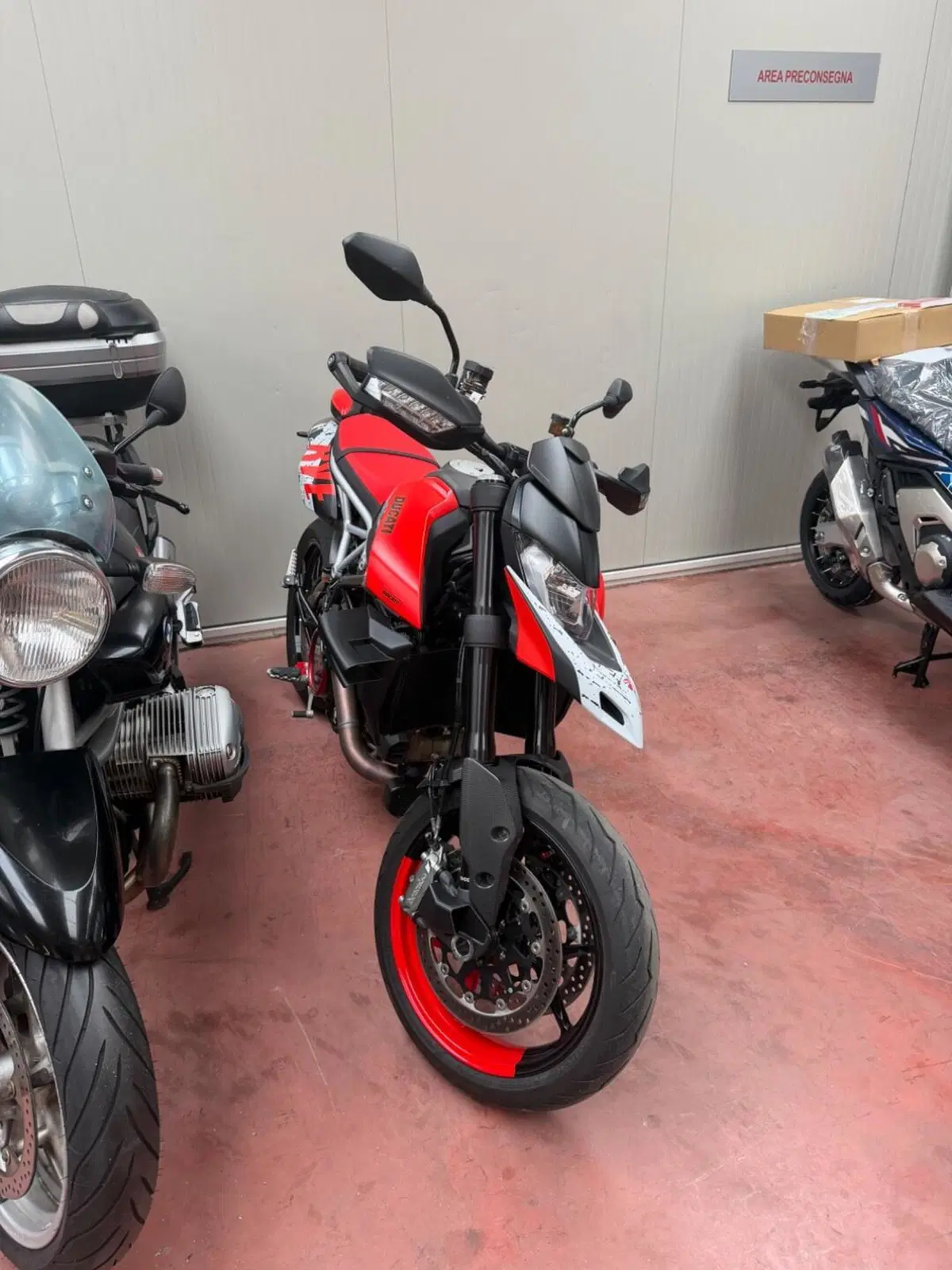 Ducati Hypermotard 950 RVE (2022 - 25) (5)