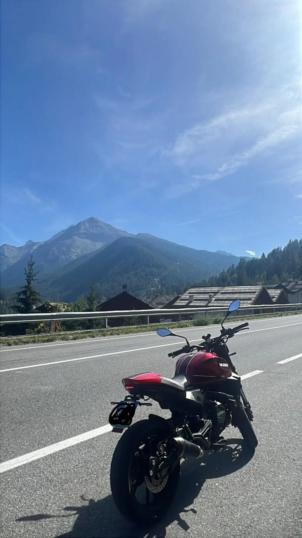 Moto Morini SEIEMMEZZO STR (2022 - 26) (3)