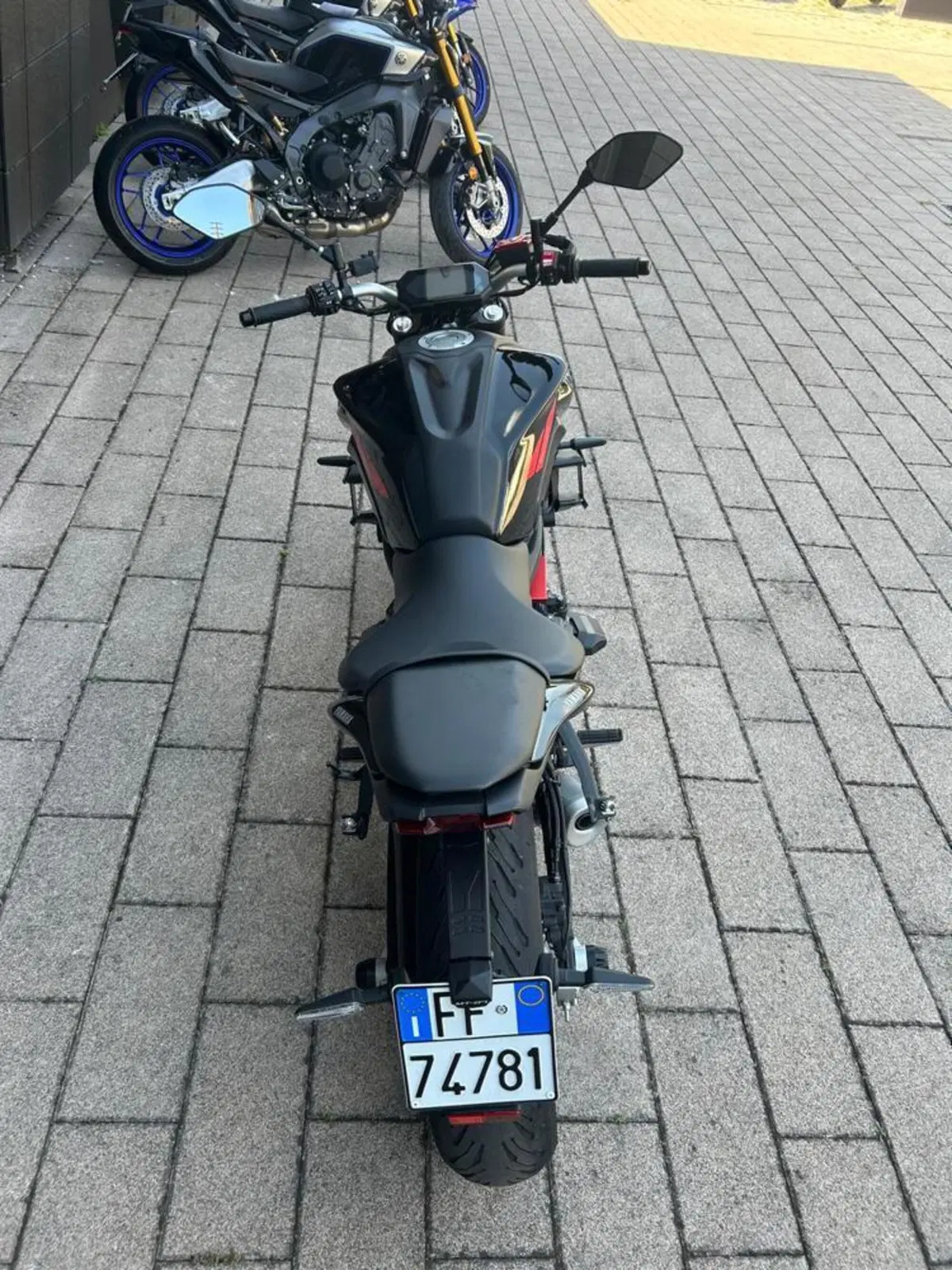 Yamaha MT-07 Pure (2023 - 25) (7)