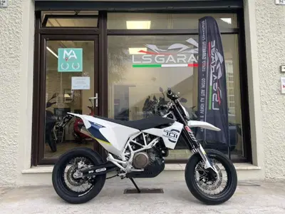 Husqvarna 701 Supermoto (2017 - 19) usata