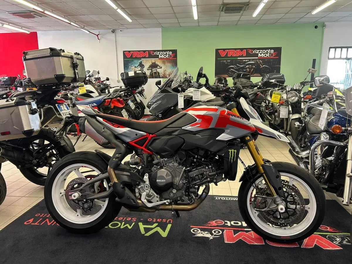 Ducati Hypermotard V2 SP (2026) (2)