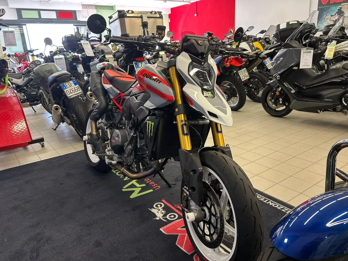Ducati Hypermotard V2 SP (2026) (3)