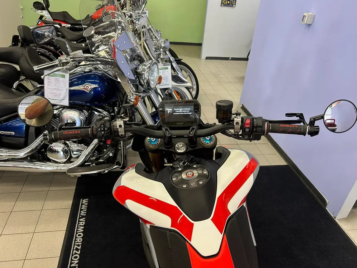 Ducati Hypermotard V2 SP (2026) (10)