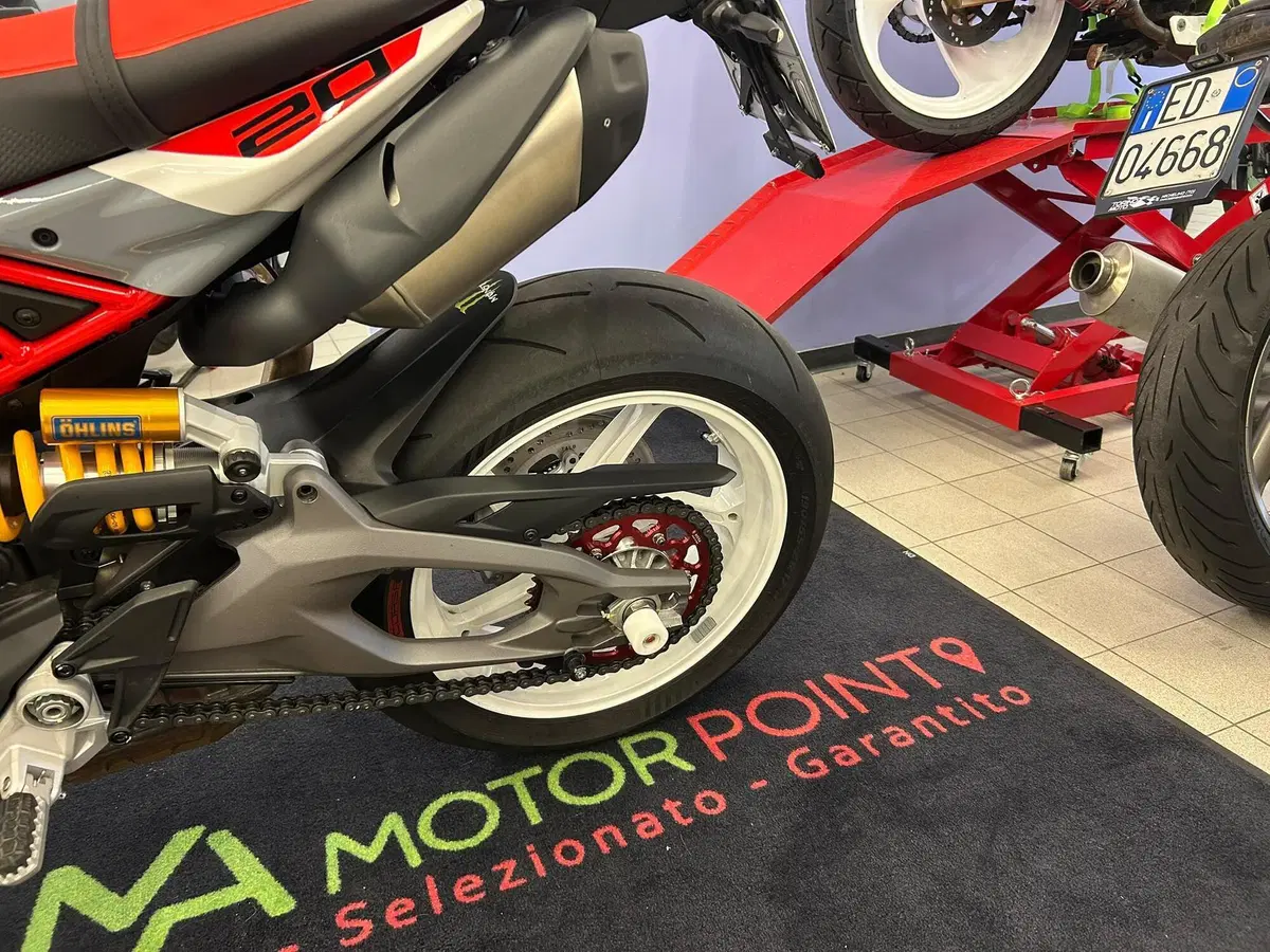 Ducati Hypermotard V2 SP (2026) (14)