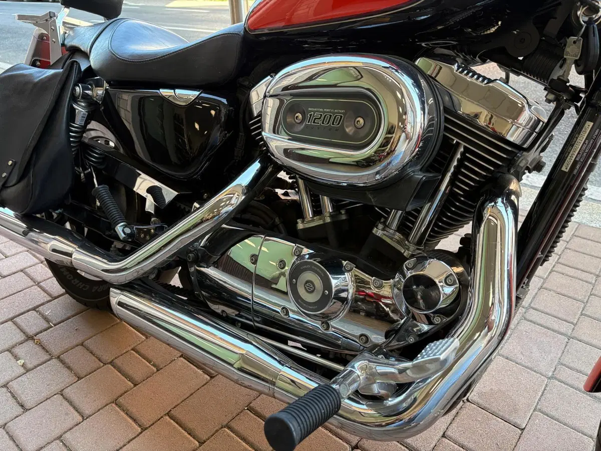 Harley-Davidson 1200 Custom (2007 - 13) - XL 1200C (15)