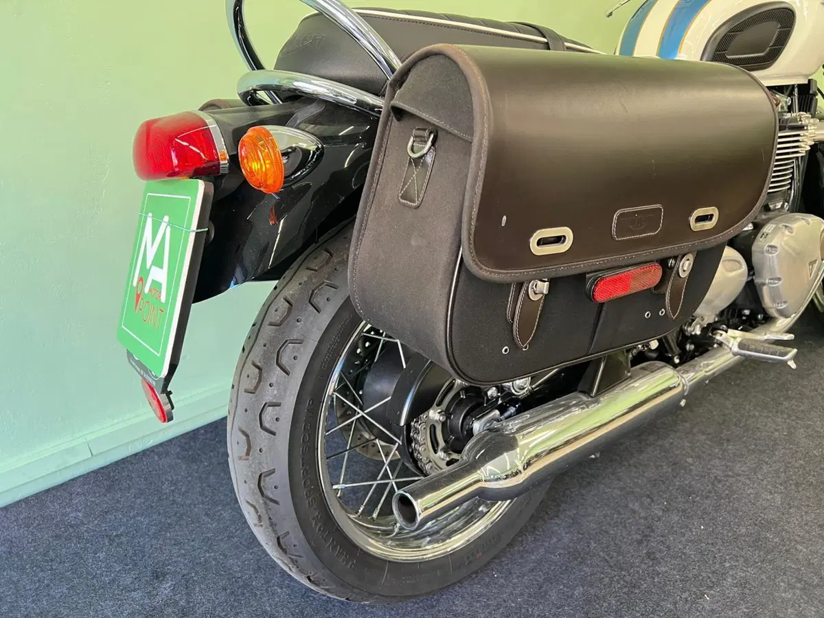 Triumph Bonneville T120 (2016 - 20) (10)