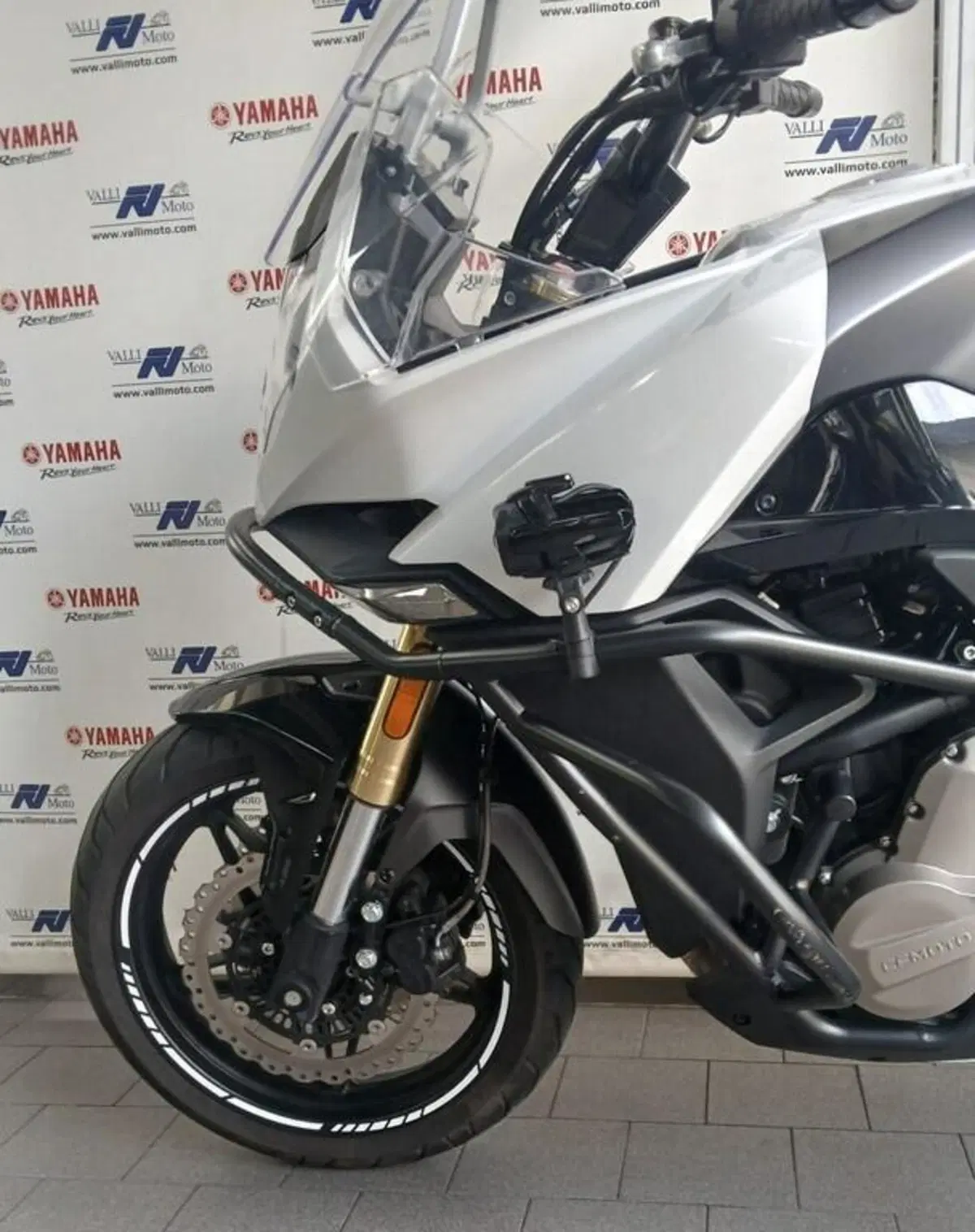 CFMOTO 650MT (2021 - 24) (4)