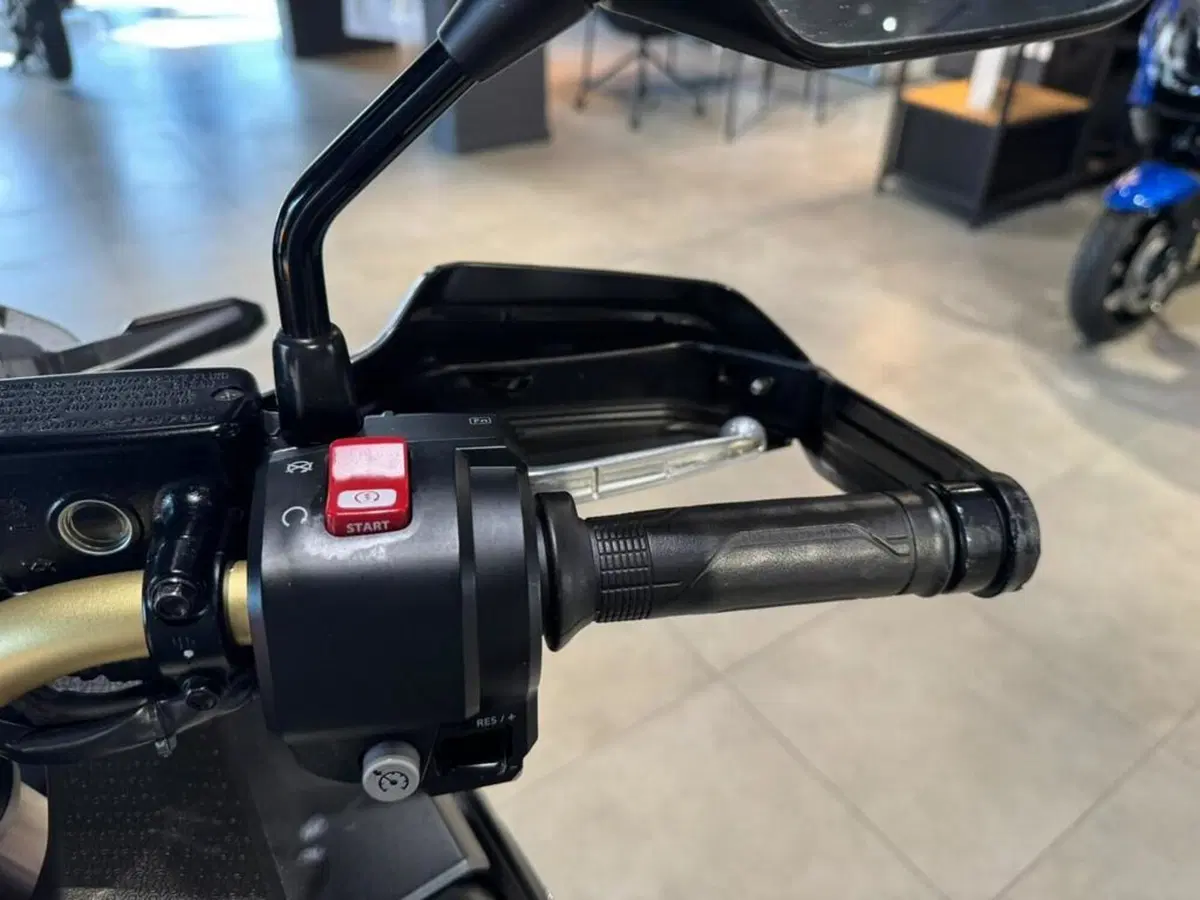 Honda Africa Twin CRF 1100L Adventure Sports Travel Edition (2022 - 23) (11)