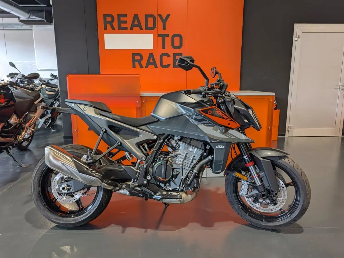 KTM 990 Duke (2024 - 26) (3)