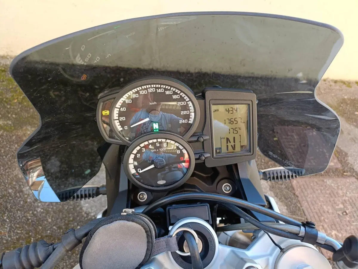 Bmw F 800 R (2015 - 16) (6)