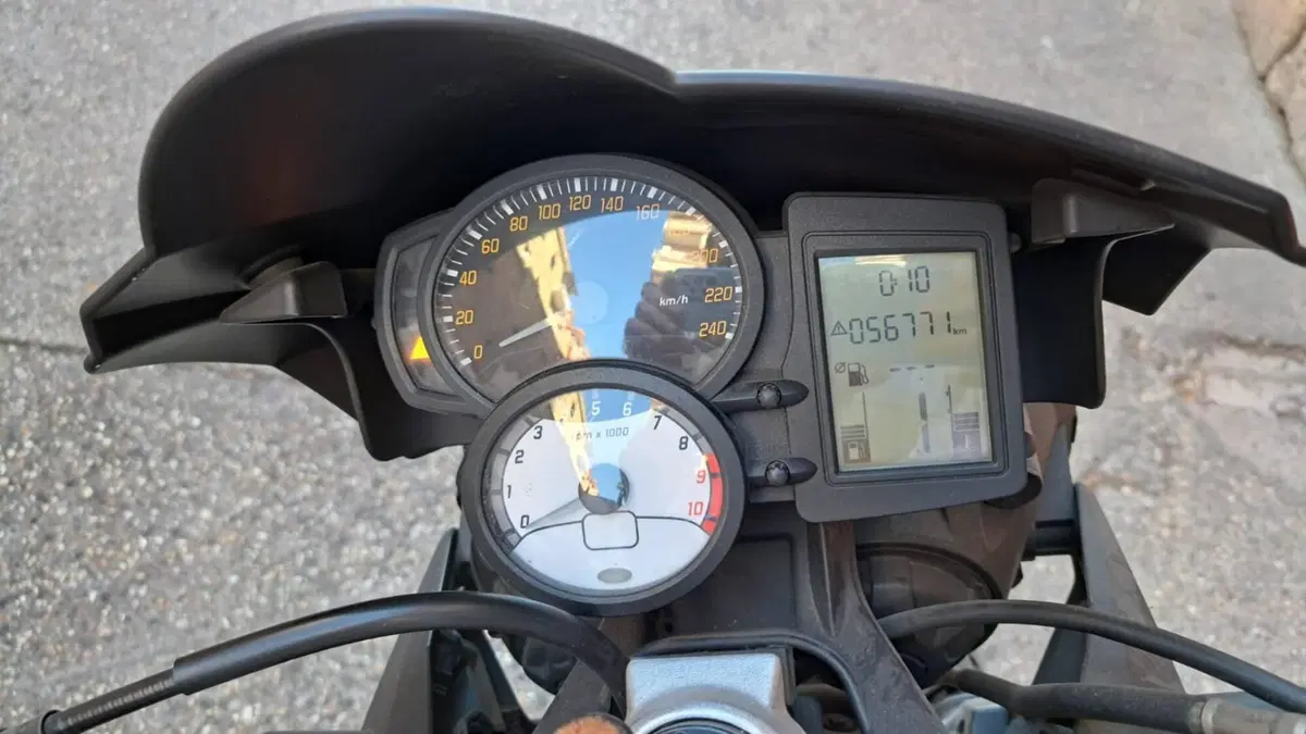 Bmw F 800 R (2009 - 11) (3)