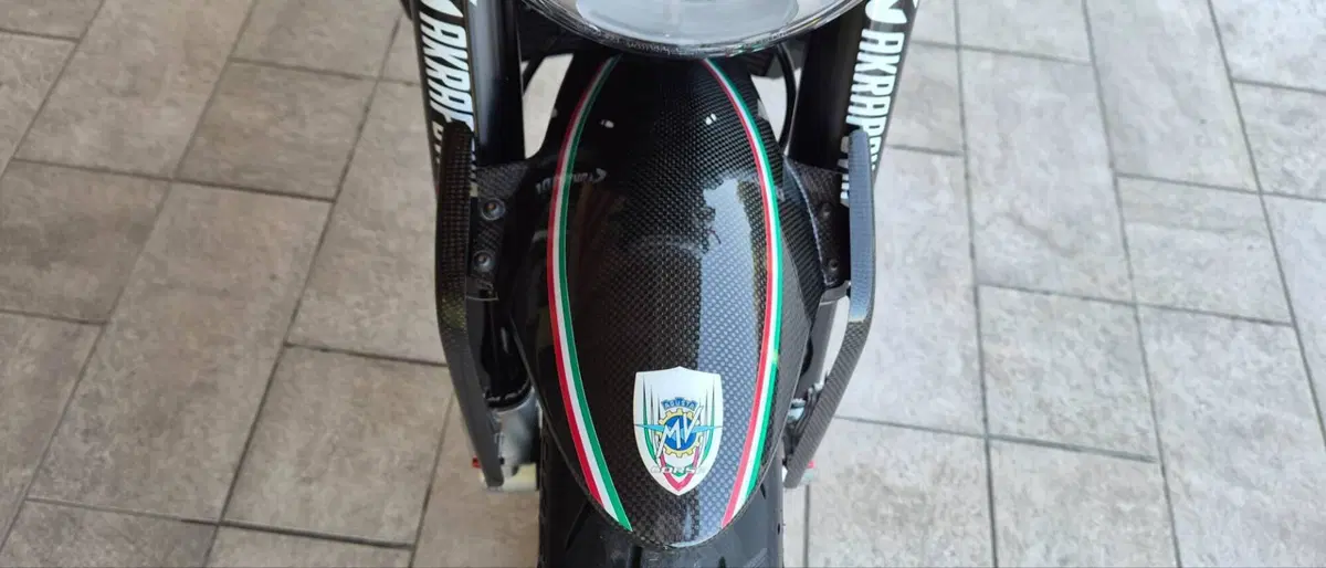 MV Agusta Brutale 800 RR (2017 - 20) (6)