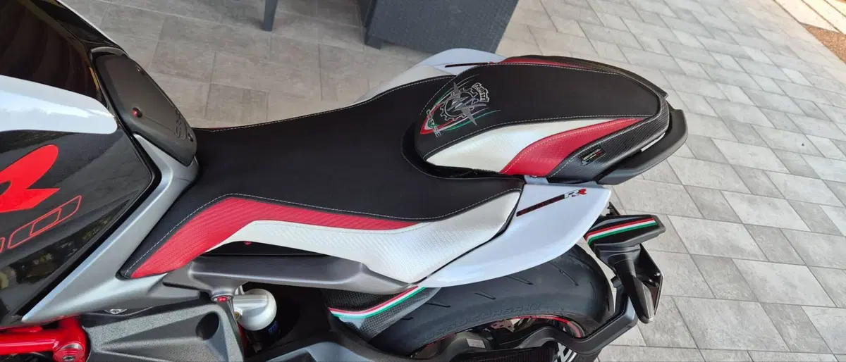 MV Agusta Brutale 800 RR (2017 - 20) (7)