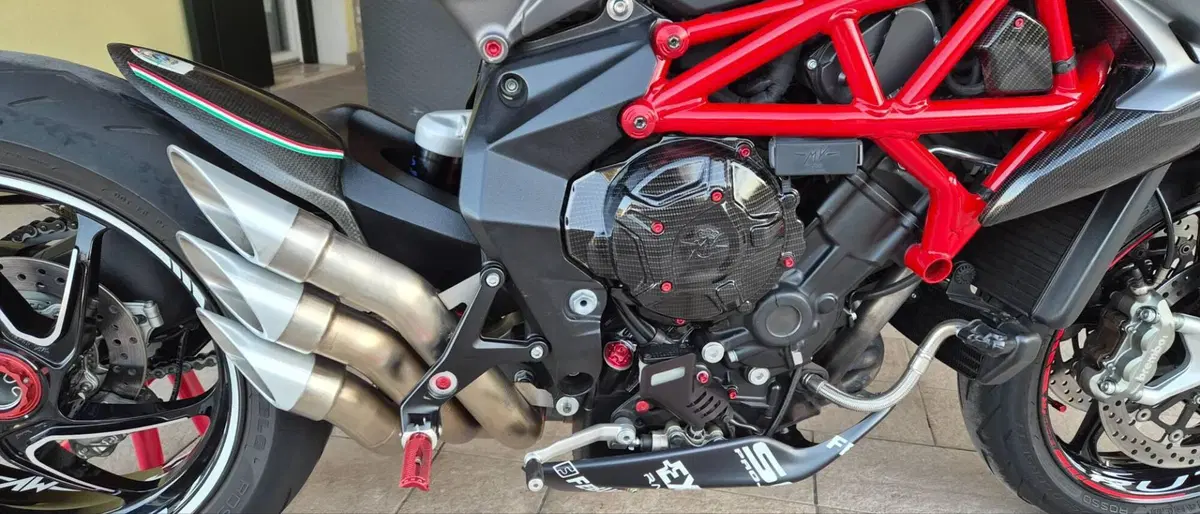 MV Agusta Brutale 800 RR (2017 - 20) (8)