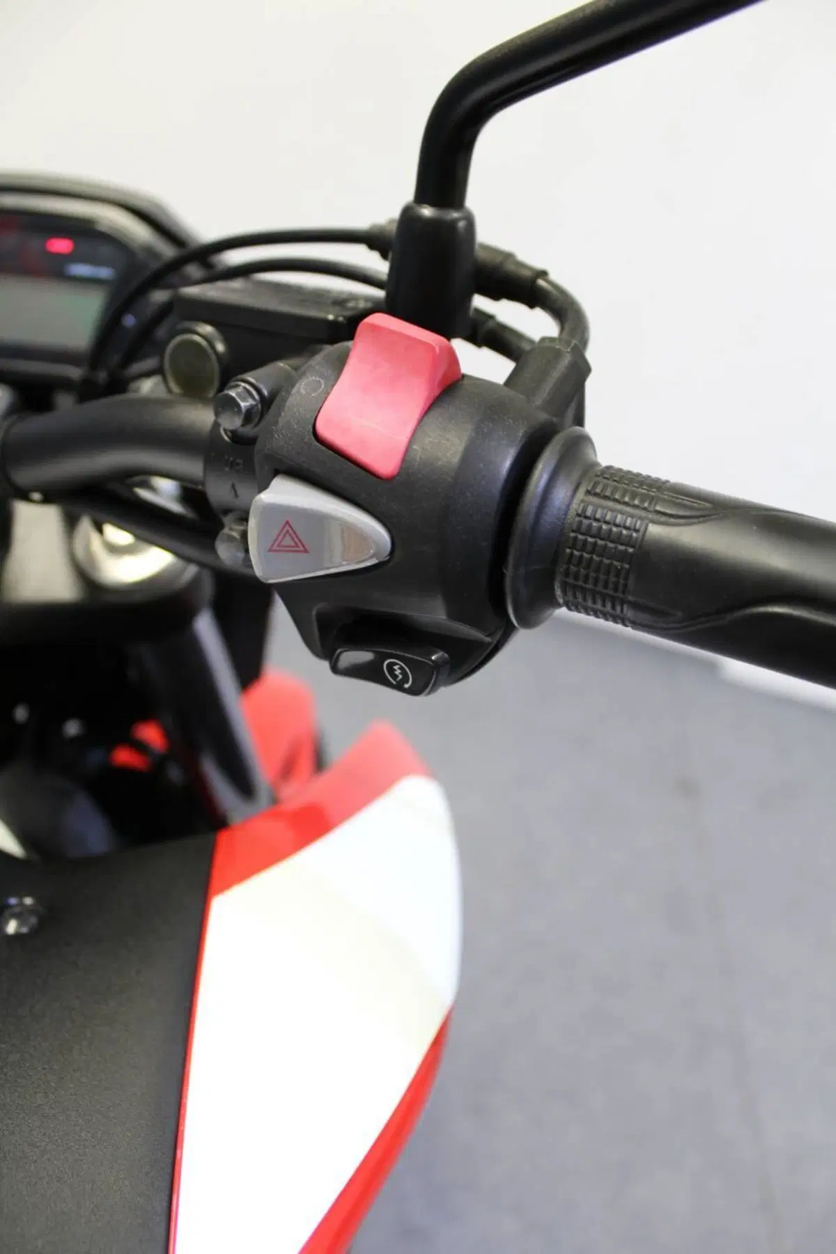 Honda CB 500 F ABS (2012 - 15) (9)
