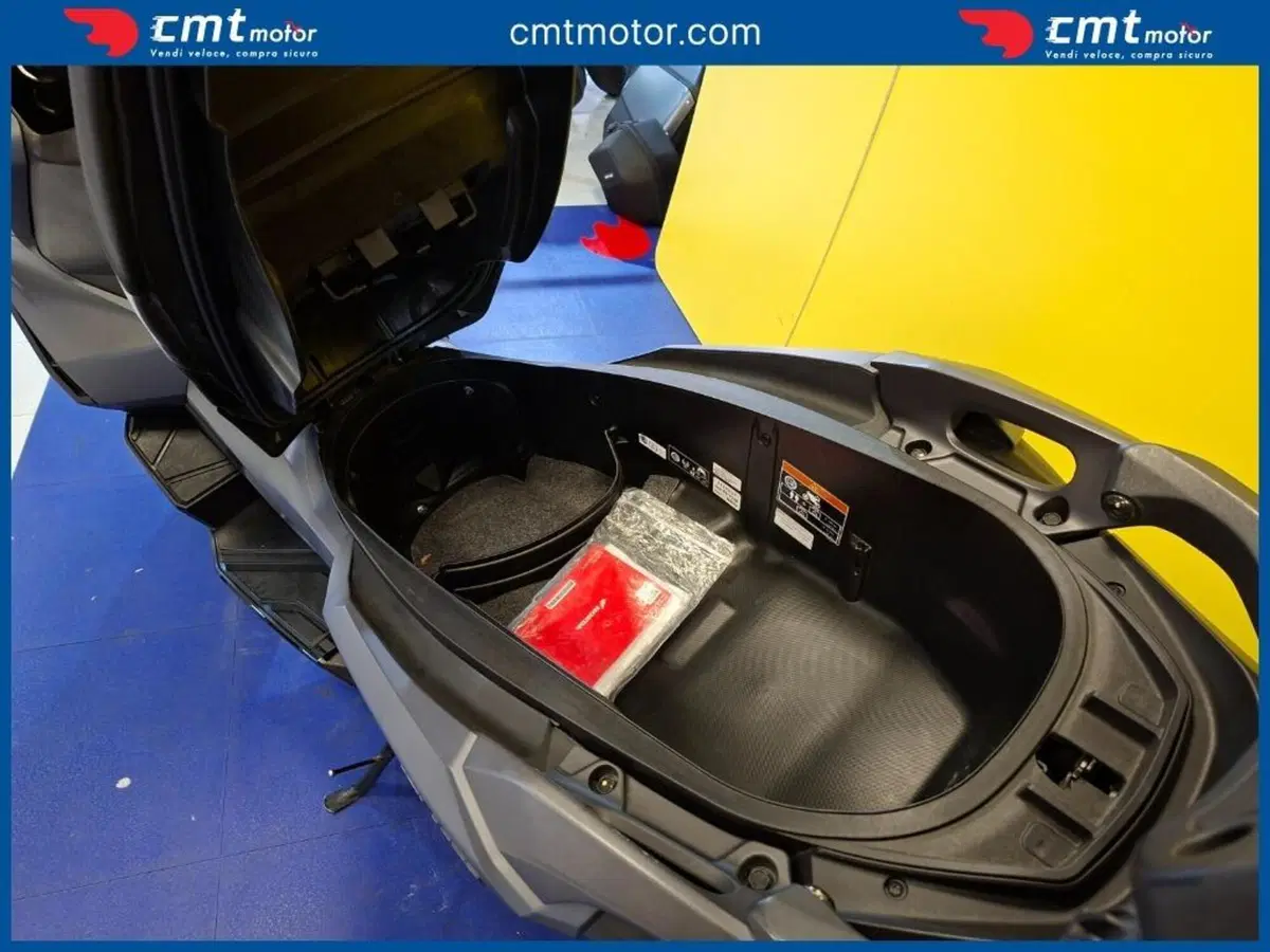 Honda ADV 350 (2022 - 24) (6)