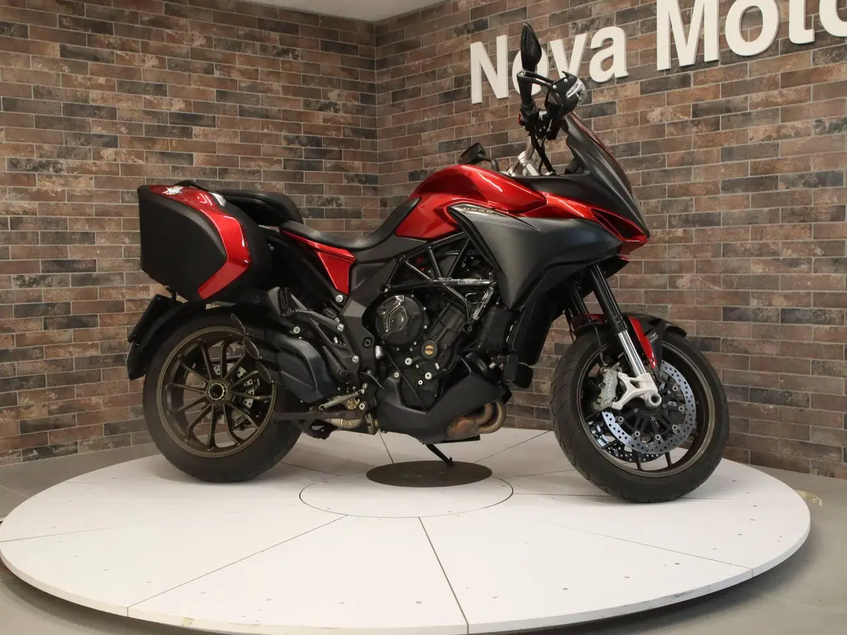 MV Agusta Turismo Veloce 800 Lusso (2021 - 22) (14)